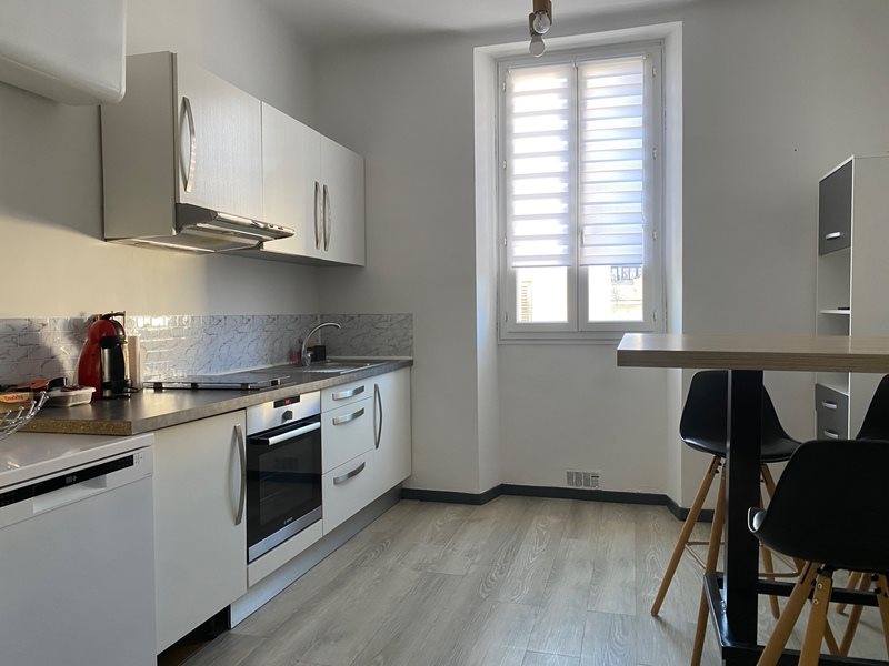 Appartement à vendre, 71m², Alès