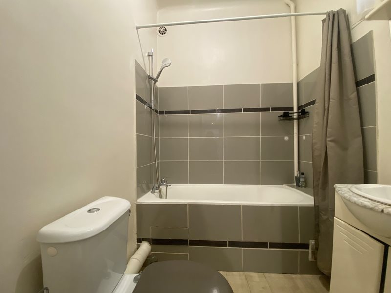 Appartement à vendre, 71m², Alès