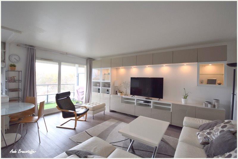 Appartement à vendre, 70m², Cergy