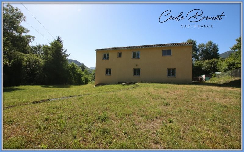 Maison à vendre, 129m², Saint-Laurent-de-Cerdans