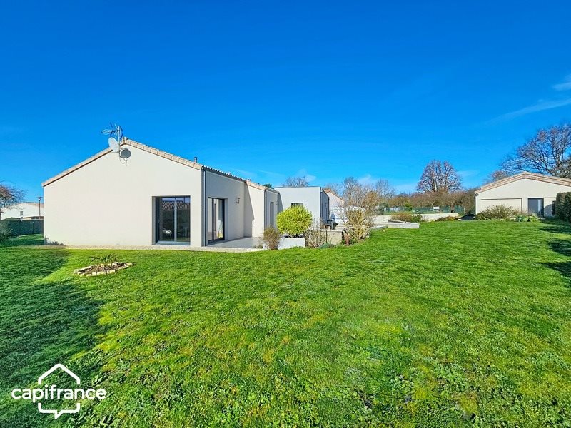 Maison à vendre, 121m², Airvault