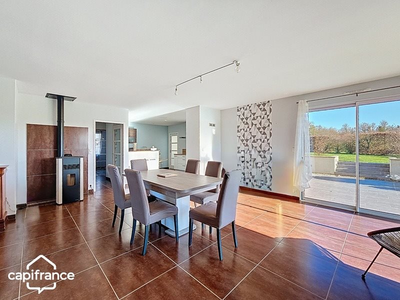 Maison à vendre, 121m², Airvault
