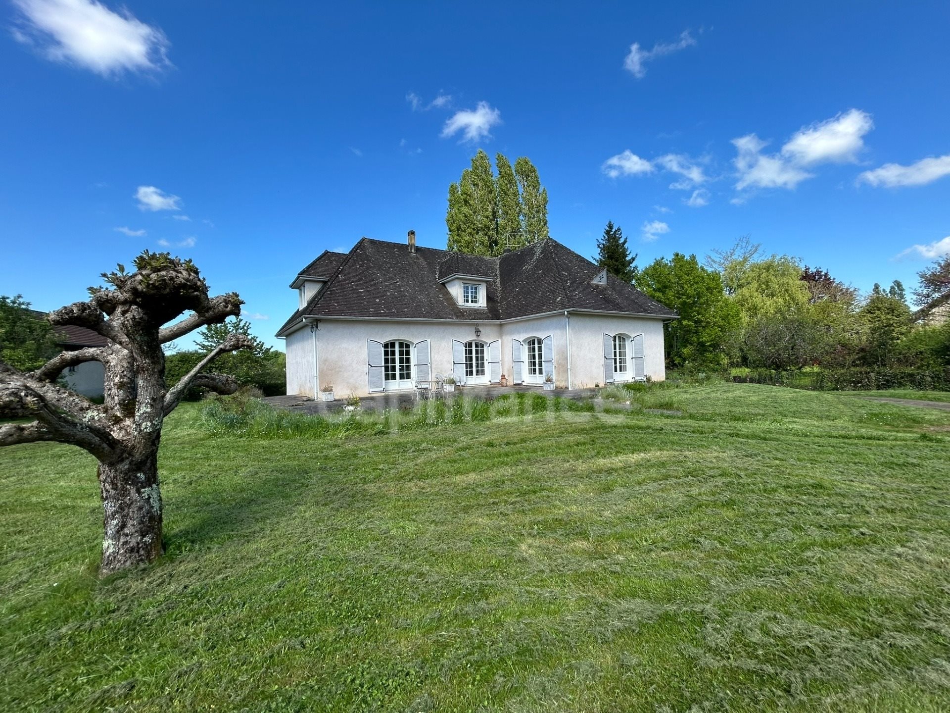 Maison à vendre, 252m², Thiviers