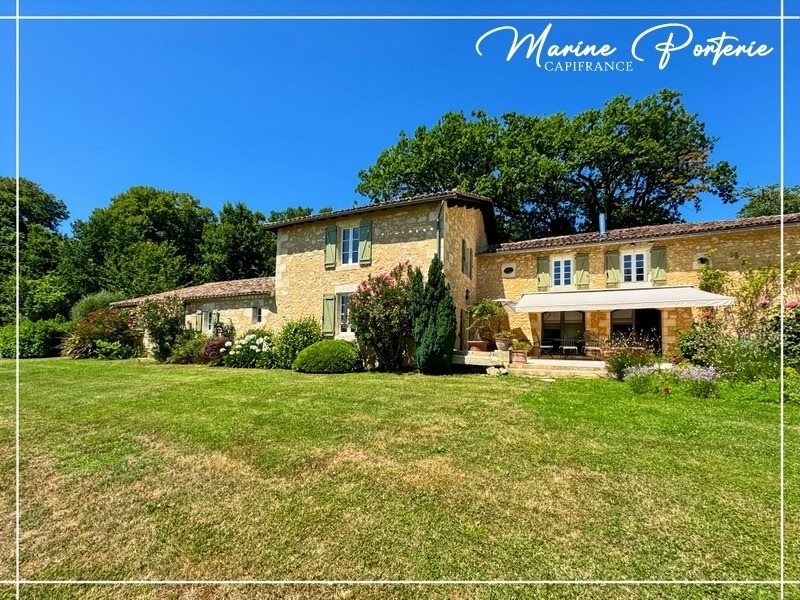 Maison à vendre, 380m², Auch
