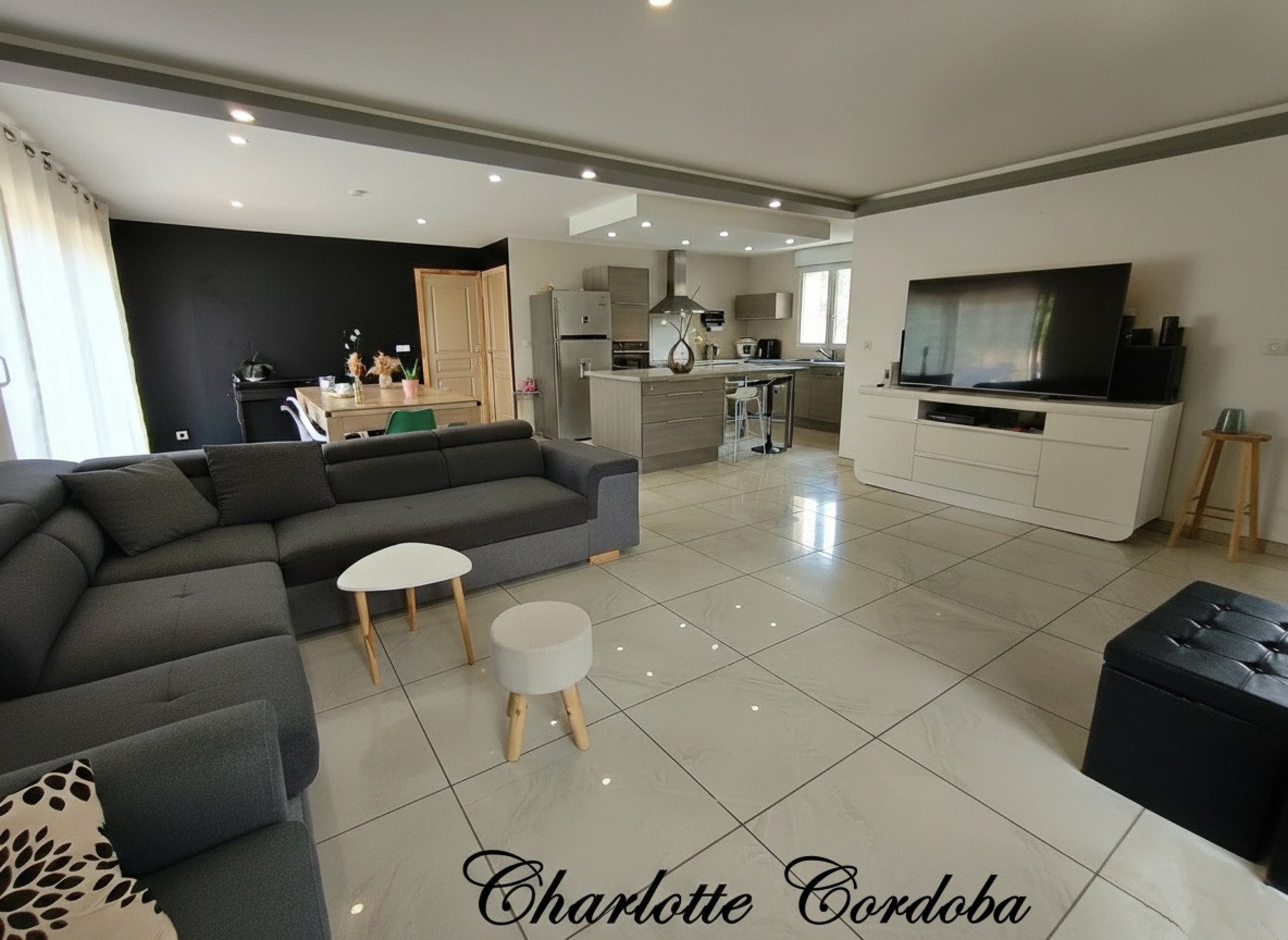 Maison à vendre, 253m², Feugarolles