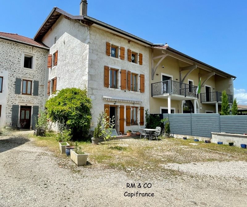 Maison à vendre, 159m², Saint-Genis-Pouilly