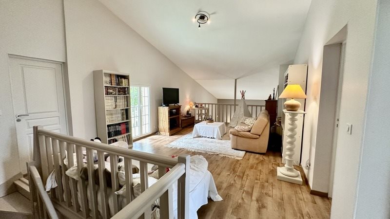 Maison à vendre, 220m², Martignas-sur-Jalle