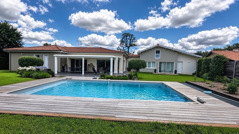 Maison à vendre, 170m², Martignas-sur-Jalle