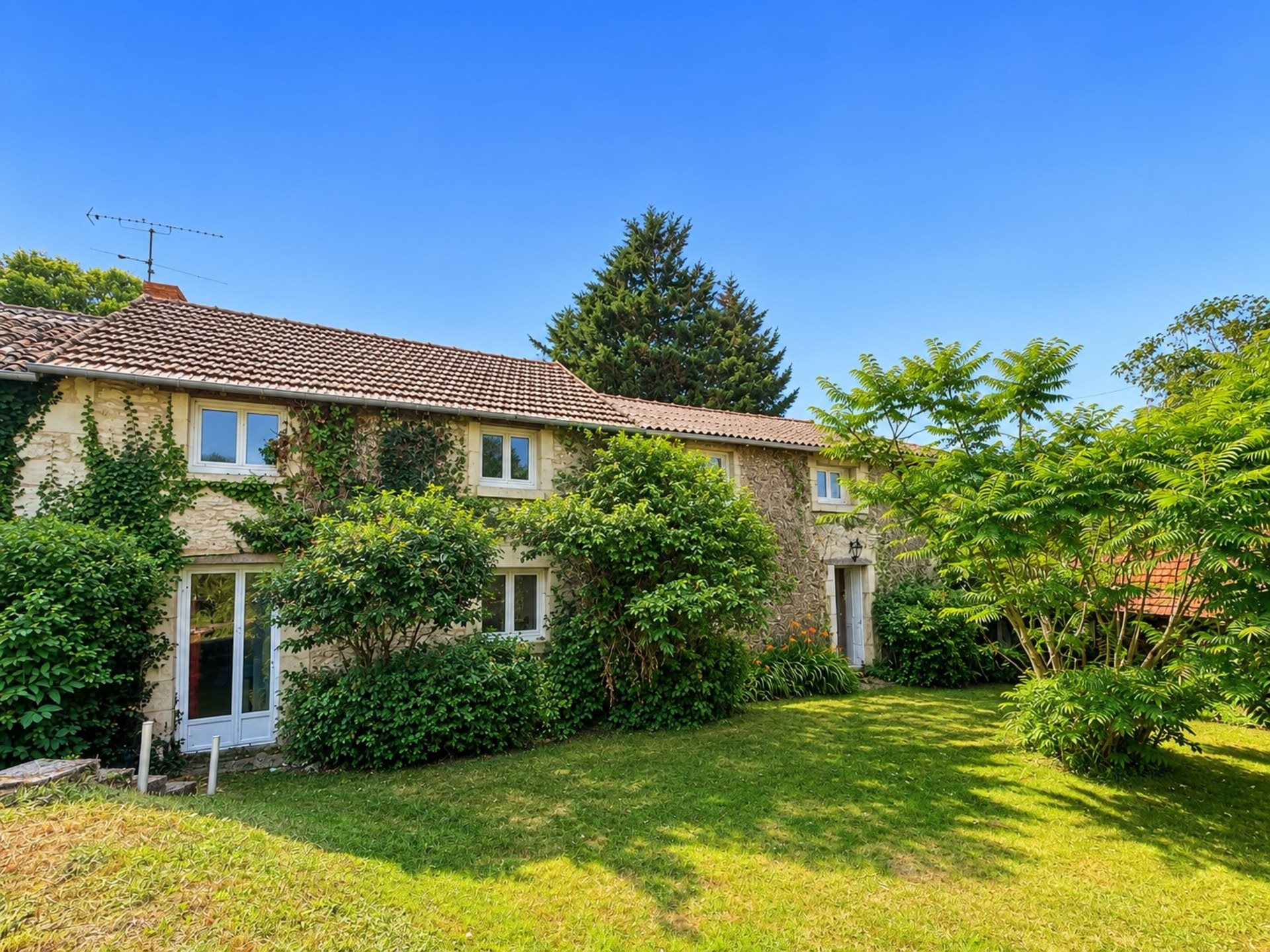 Maison à vendre, 193m², Jaulnay