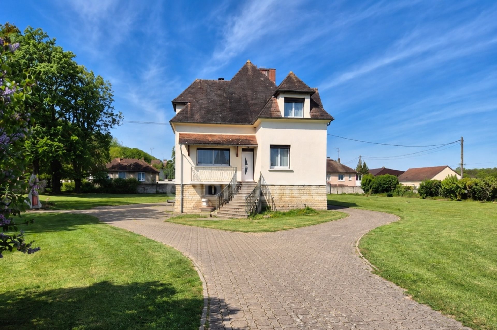 Maison à vendre, 218m², Brienon-sur-Armançon
