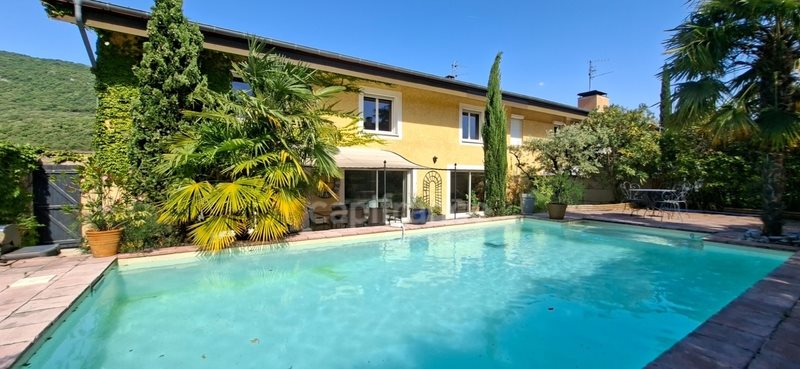 Maison à vendre, 310m², Brison-Saint-Innocent