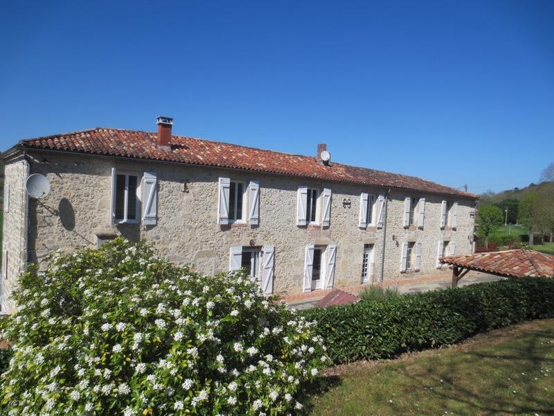 Maison à vendre, 345m², Clermont-Dessous
