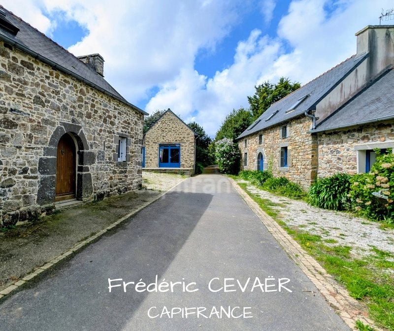 Maison à vendre, 280m², Rosnoën
