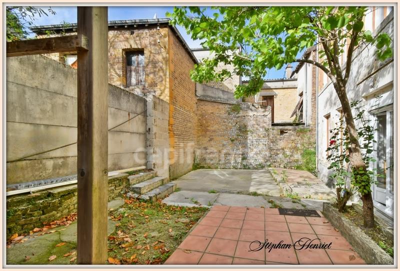 Maison à vendre, 311m², Vouziers