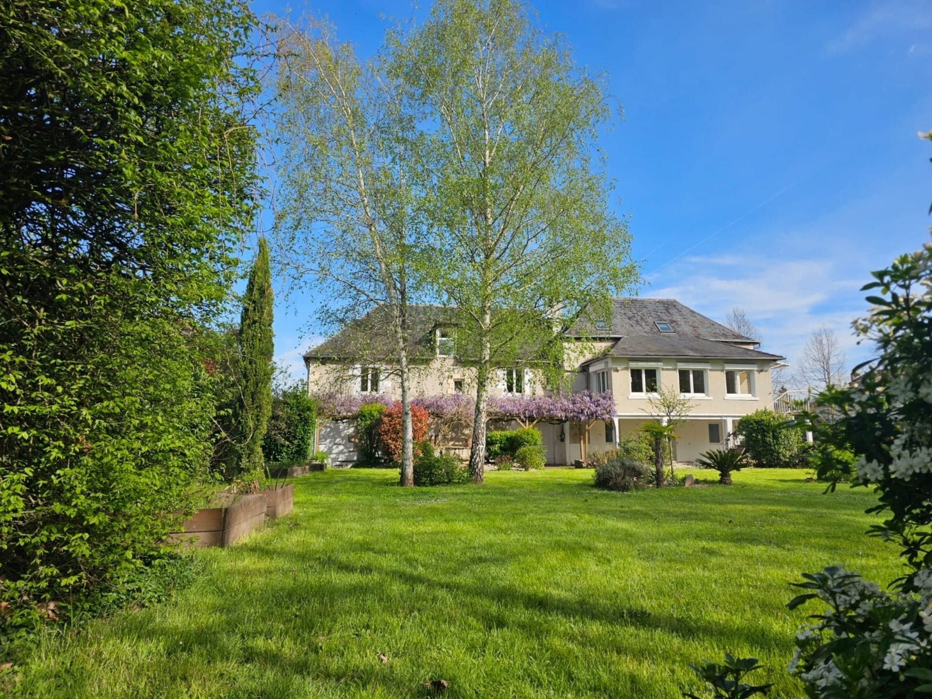 Maison à vendre, 237m², Terrasson-Lavilledieu