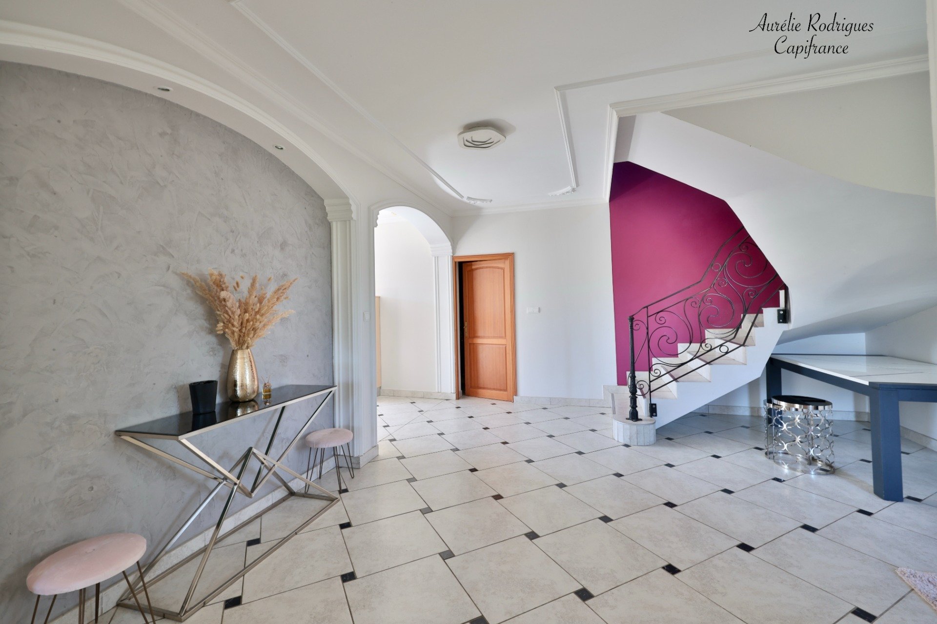 Maison à vendre, 221m², Ozan