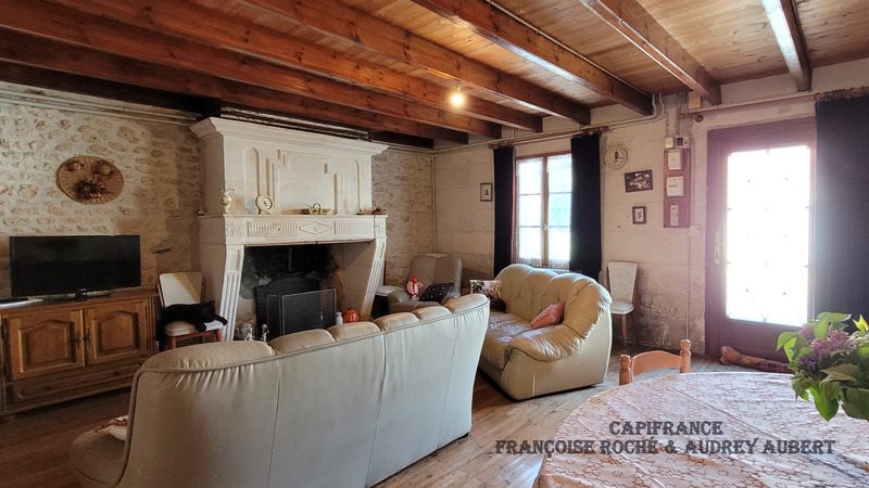 Maison à vendre, 219m², Nieul-lès-Saintes