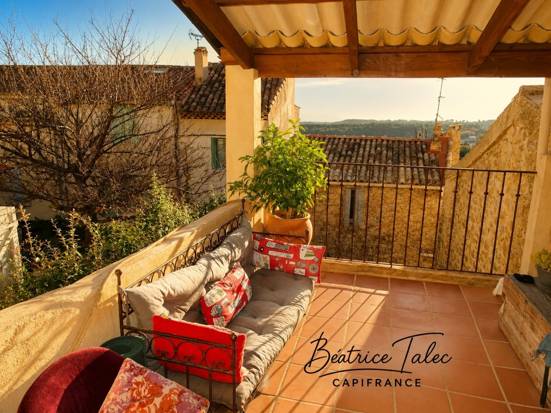 Maison à vendre, 77m², Puyloubier