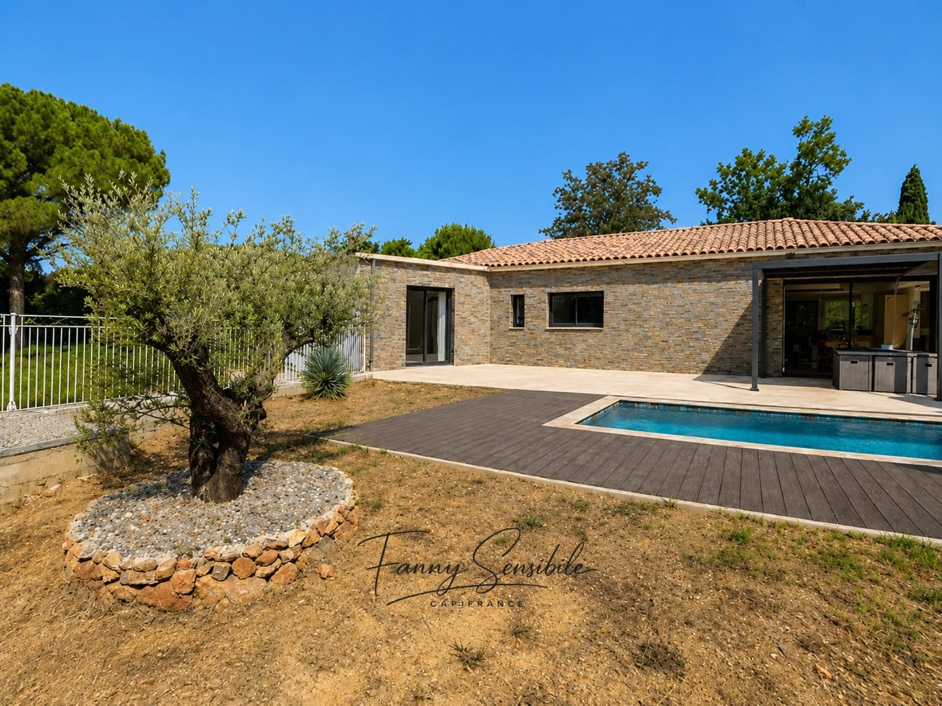 Maison à vendre, 140m², Saint-Maximin-la-Sainte-Baume