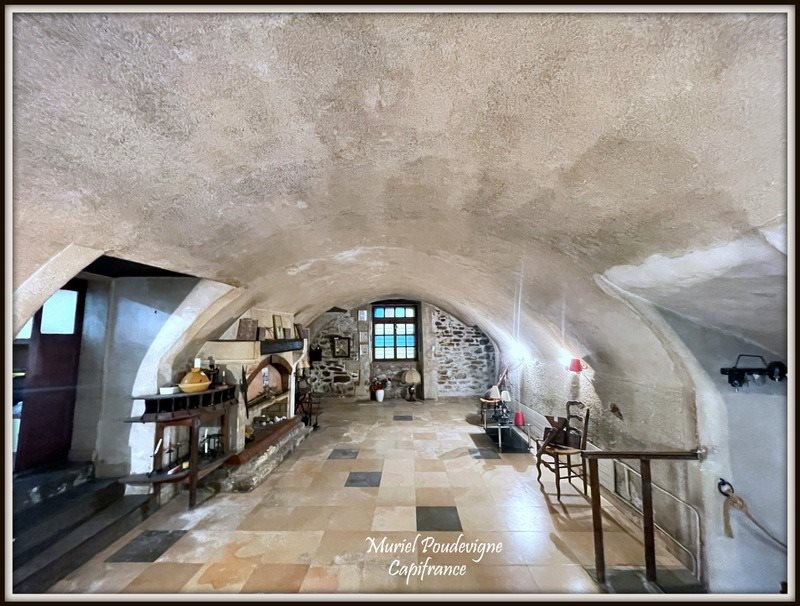 Maison à vendre, 353m², Tavel