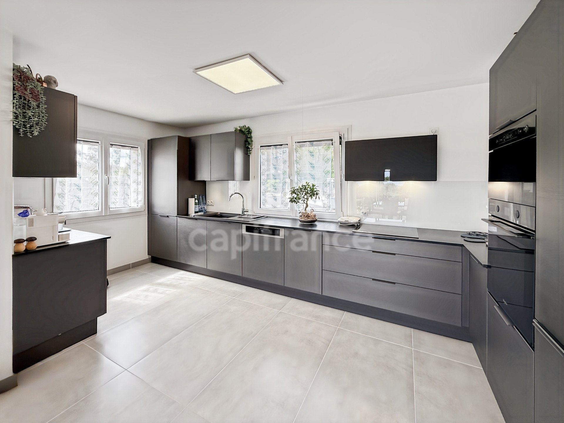 Maison à vendre, 210m², Prévessin-Moëns