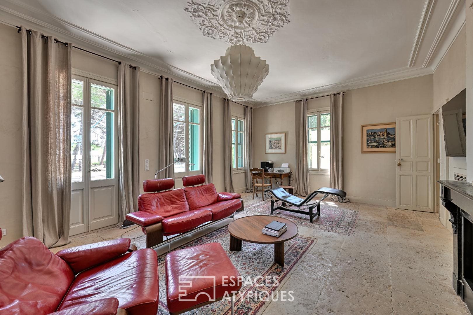 Maison à vendre, 355m², Saint-Laurent-d'Aigouze