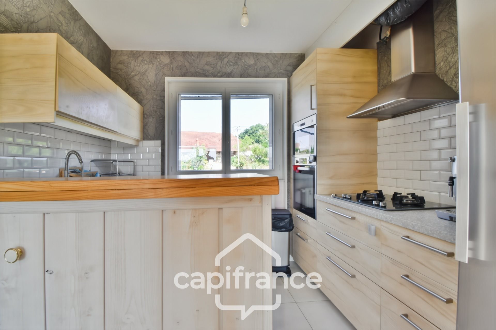Maison à vendre, 176m², Bletterans