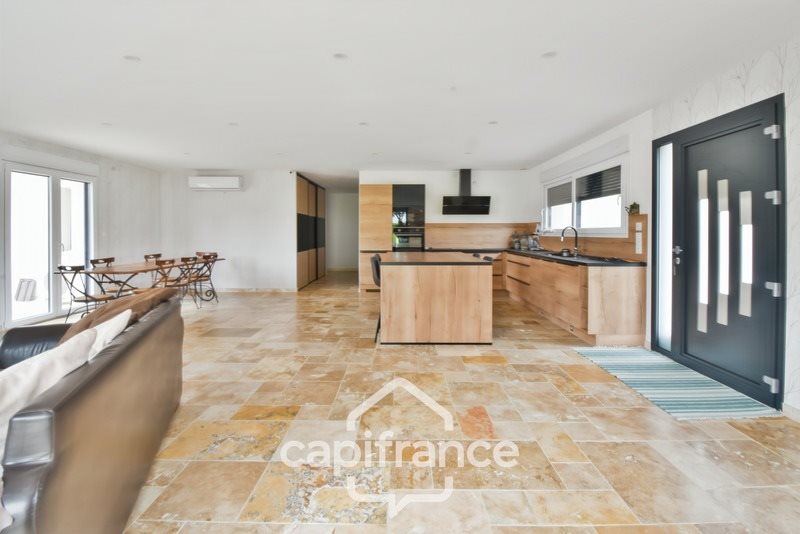 Maison à vendre, 148m², Lons-le-Saunier
