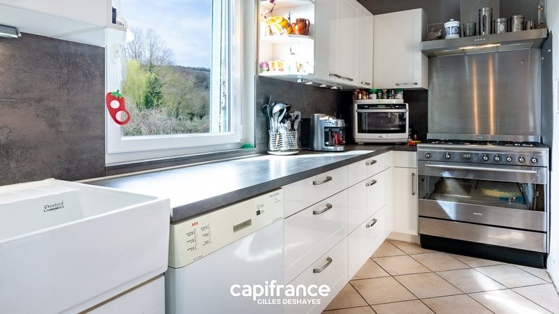 Maison à vendre, 222m², Davayé