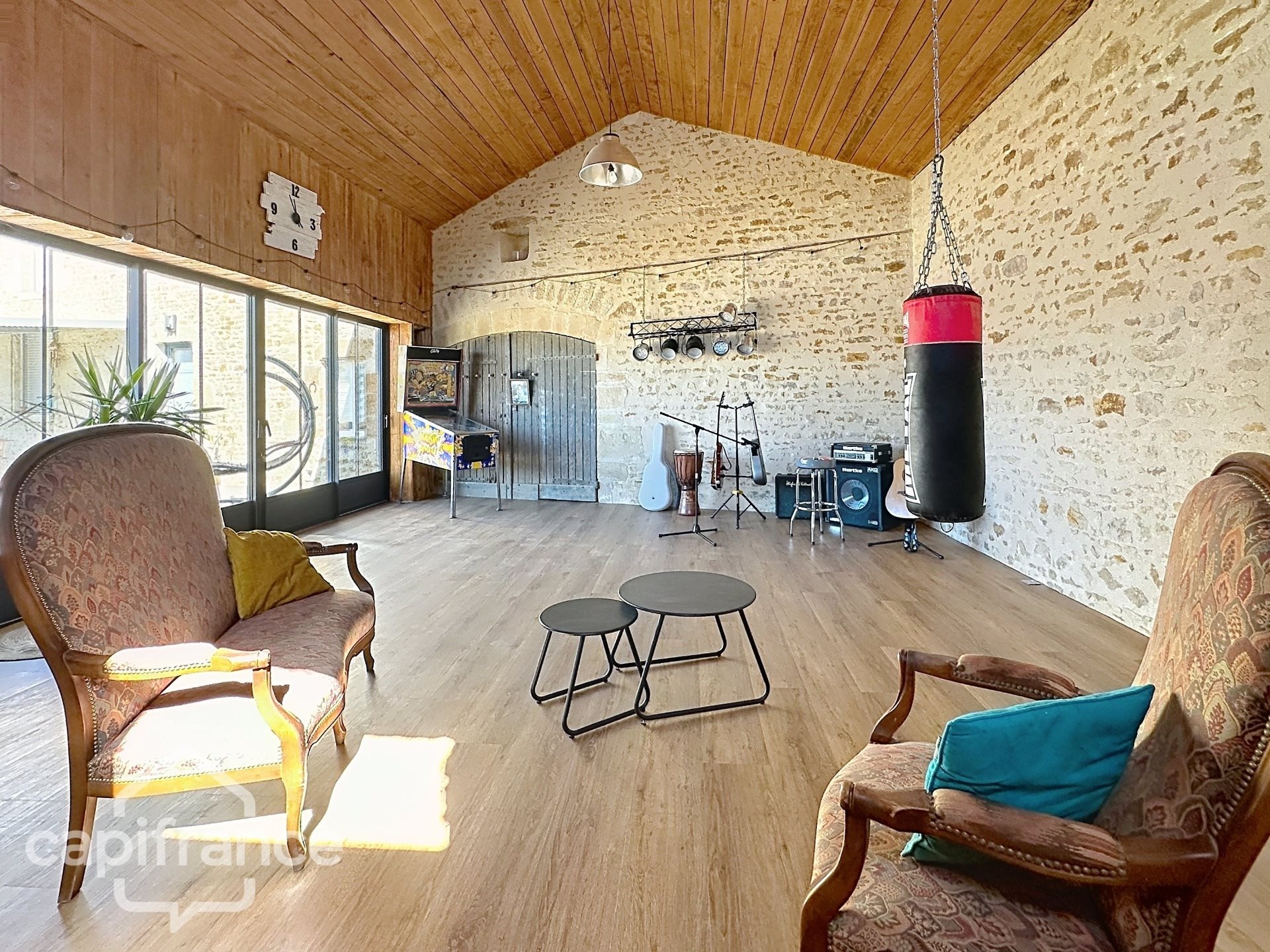 Maison à vendre, 210m², Sainte-Verge