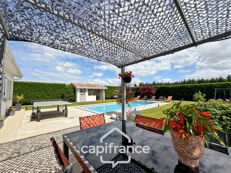 Maison à vendre, 103m², Bougé-Chambalud