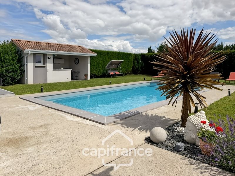 Maison à vendre, 103m², Bougé-Chambalud