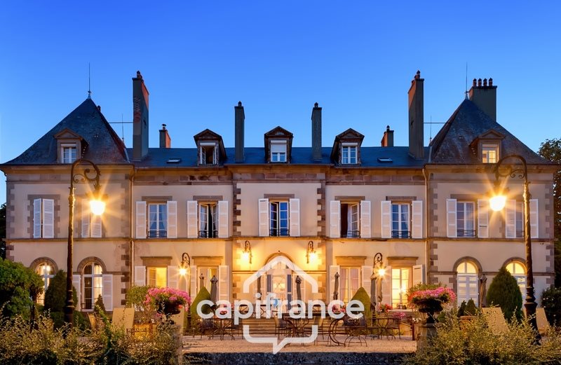Maison à vendre, 1425m², Ygrande