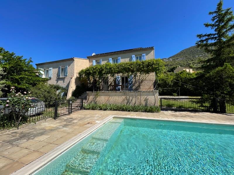 Maison à vendre, 182m², Rustrel