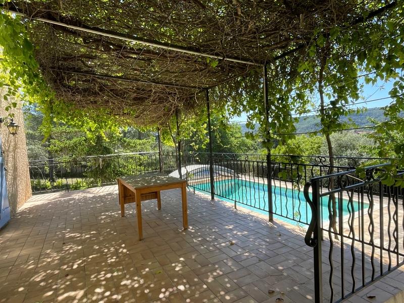 Maison à vendre, 182m², Rustrel
