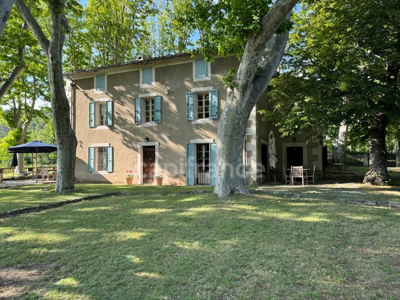 Maison à vendre, 350m², Saint-Martin-de-Castillon