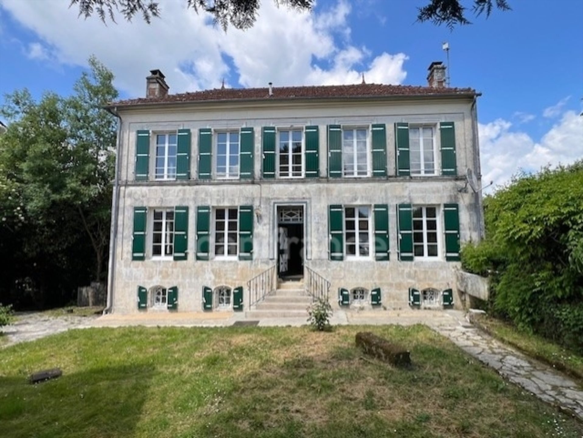 Maison à vendre, 260m², Bussac-sur-Charente