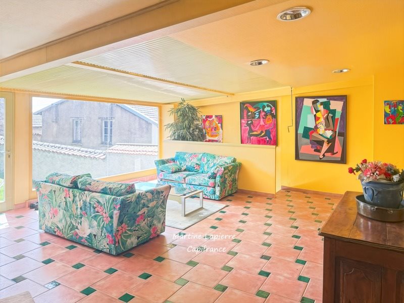 Maison à vendre, 220m², Saint-Just-la-Pendue