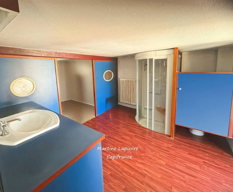 Maison à vendre, 220m², Saint-Just-la-Pendue