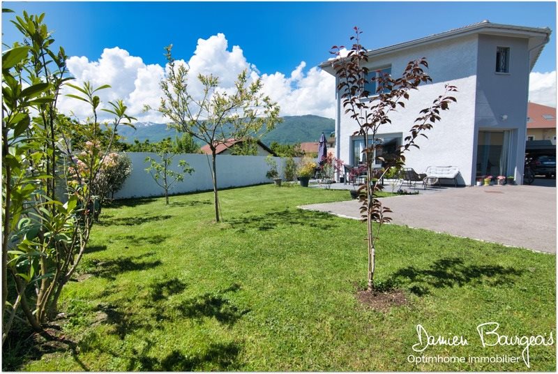Maison à vendre, 124m², Saint-Genis-Pouilly
