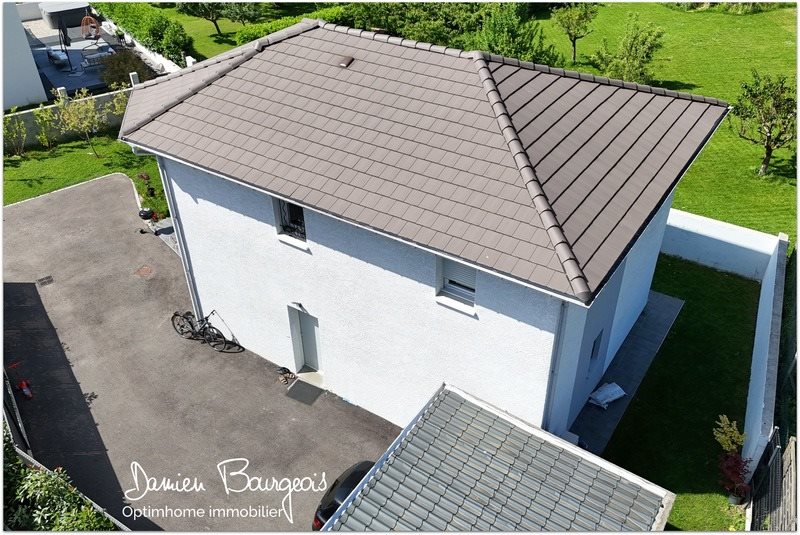Maison à vendre, 124m², Saint-Genis-Pouilly