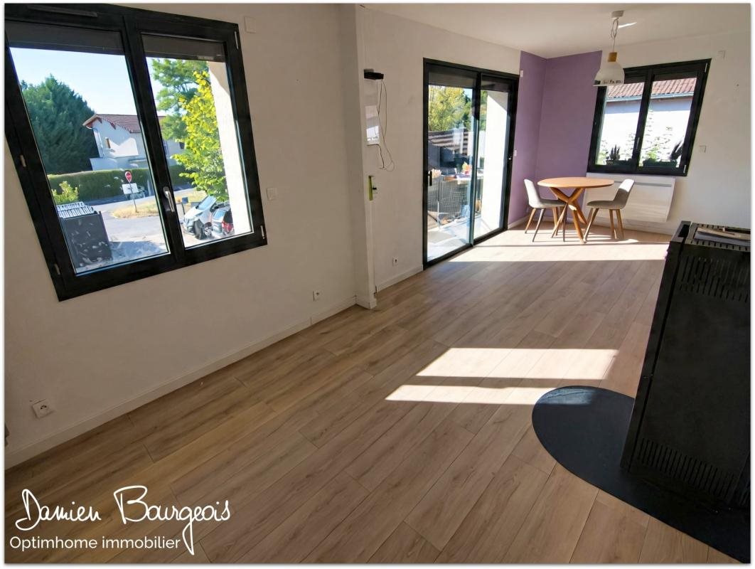 Appartement à louer, 75m², Ségny