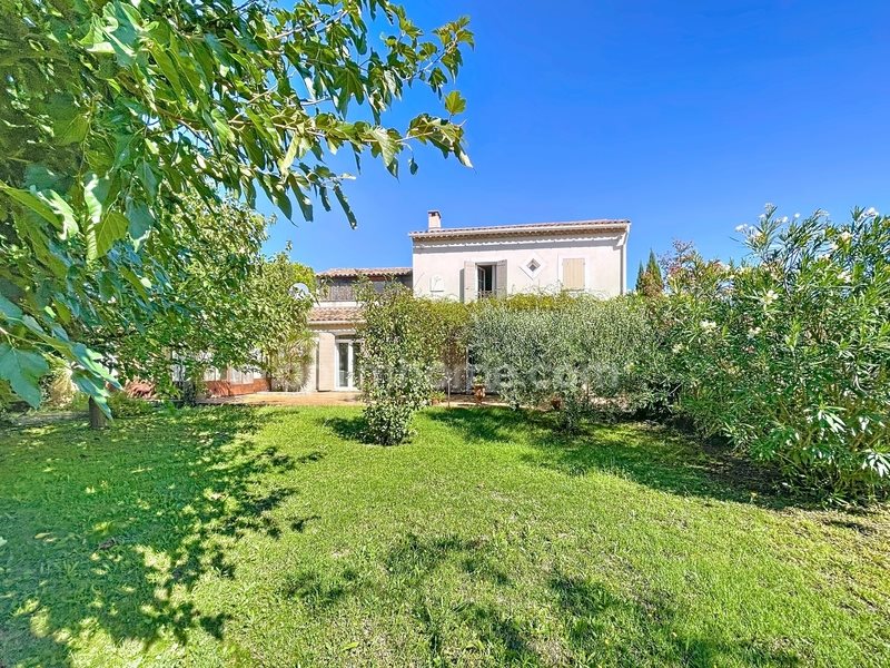 Maison à vendre, 230m², Maillane