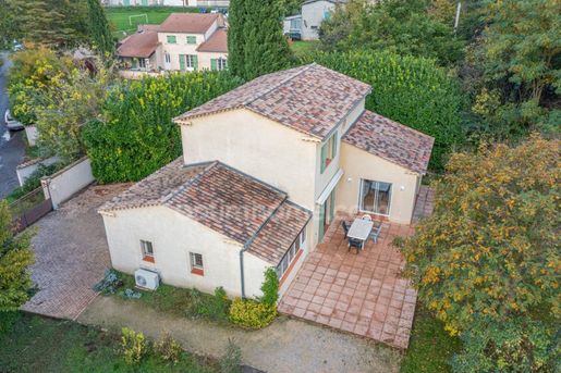 Maison 4 pièces 119 m² · à Estoublon · 119 m² · 275 000 €