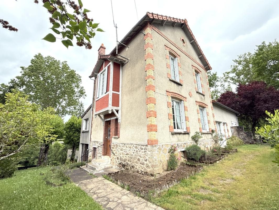 Maison à vendre, 184m², La Celle-Dunoise