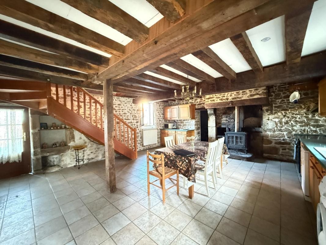 Maison à vendre, 165m², Bussière-Dunoise