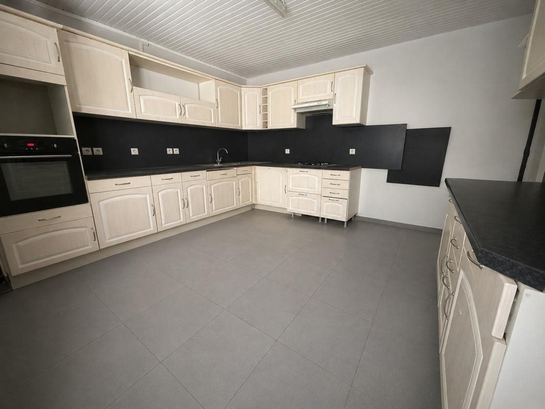 Maison à vendre, 210m², Saint-Pardoux