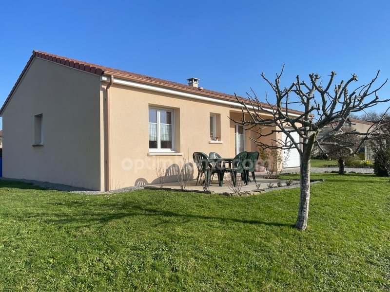 Maison à vendre, 61m², Châteauponsac