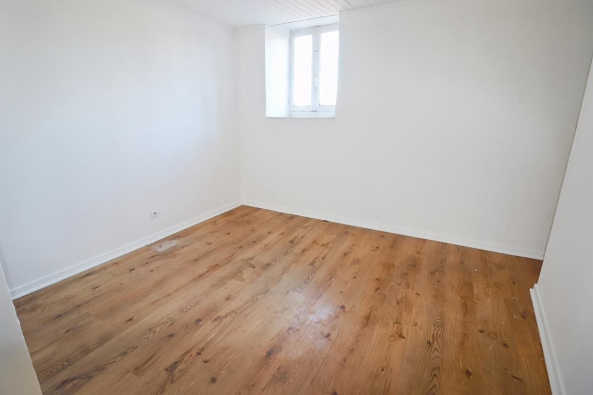 Appartement à vendre, 51m², Saint-Etienne-de-Saint-Geoirs