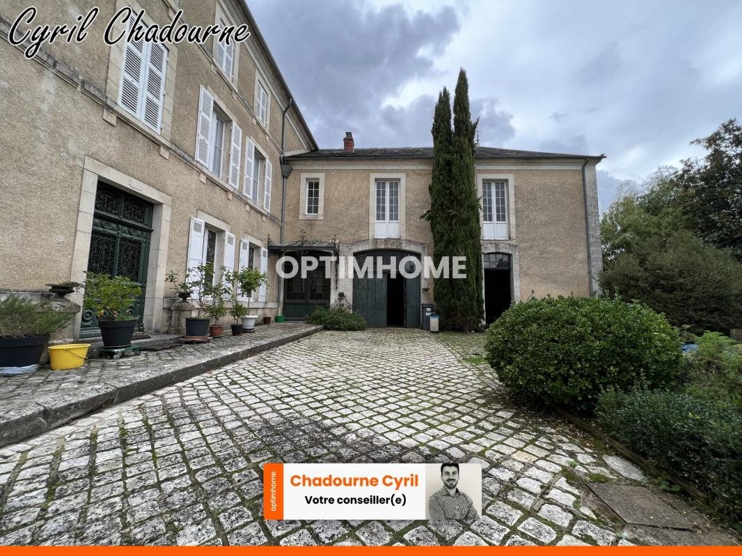 Maison à vendre, 386m², Javerlhac-et-la-Chapelle-Saint-Robert